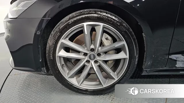 Audi A7 (4K) id 3059026 из Кореи 14