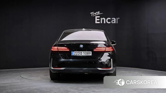 BMW 5 Series (G60) id 4222807 из Кореи 24