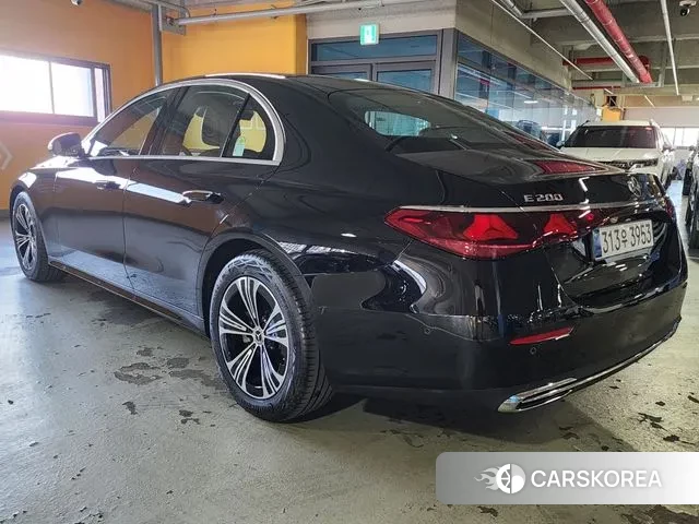 Mercedes-Benz E-Class W214 id 3466901 из Кореи 7