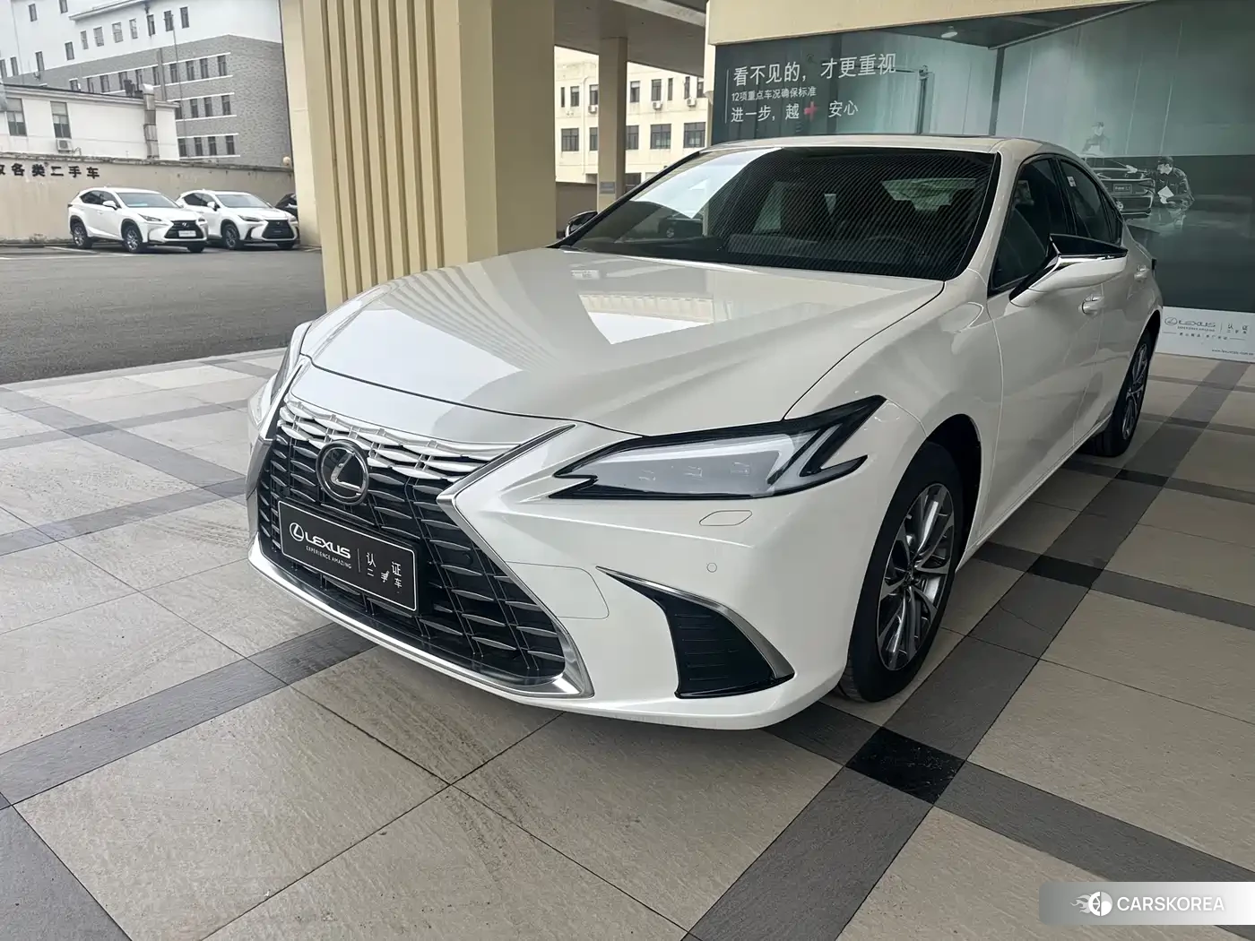 Lexus ES 2025 Белый из Китая, фото 4
