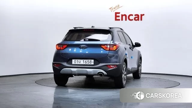 Kia Stonic id 3656931 из Кореи 14