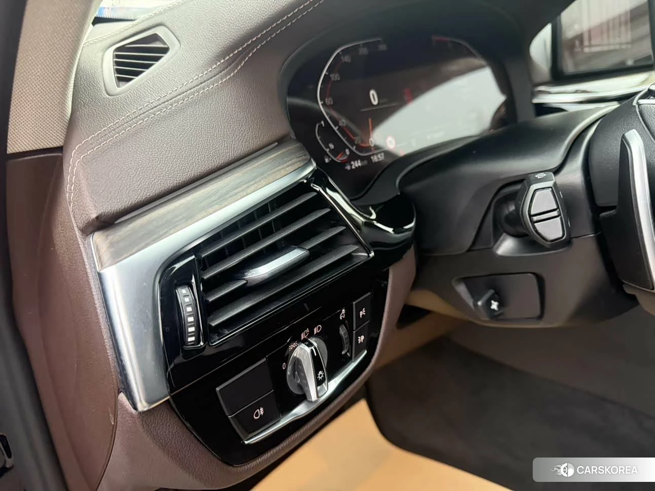 BMW 5 series id 4468197 из Китая 8