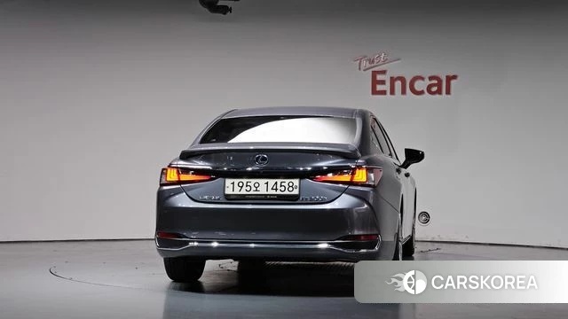 Lexus ES300h 7th generation id 4703050 из Кореи 14