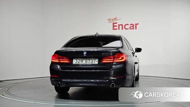 BMW 5 Series (G30) id 4610408 из Кореи 28
