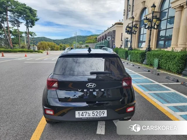 Hyundai Venue id 3187706 из Кореи 14