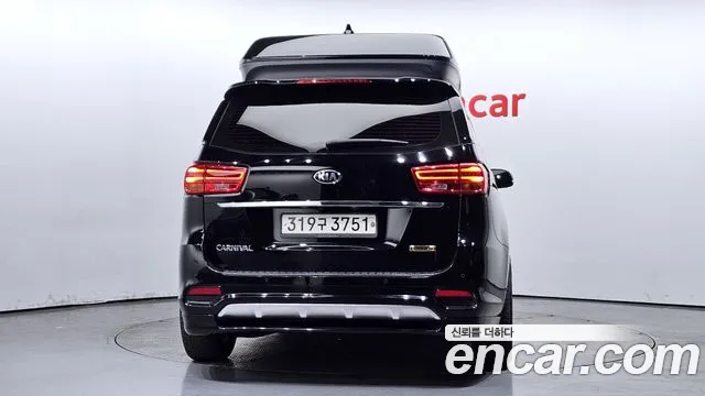 Kia The New Carnival id 2442841 из Кореи 14