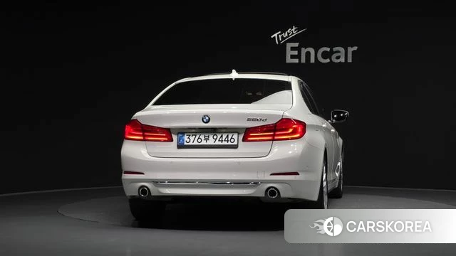 BMW 5 Series (G30) id 4937235 из Кореи 25