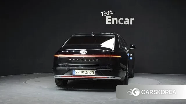 Hyundai Grandeur (GN7) id 3701536 из Кореи 14