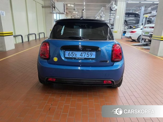 Mini Cooper Electric 2023 Синий из Кореи, фото 4