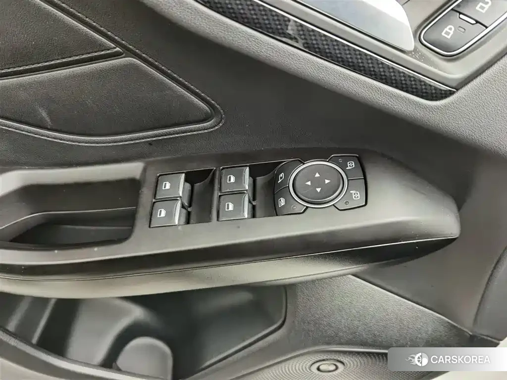 Ford Fox id 4565210 из Китая 18
