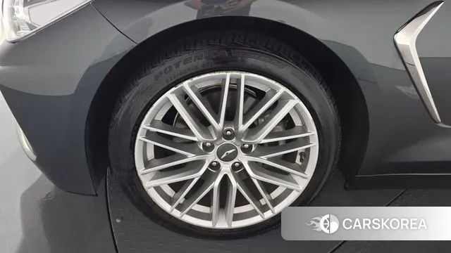 Genesis G70 id 3226672 из Кореи 14