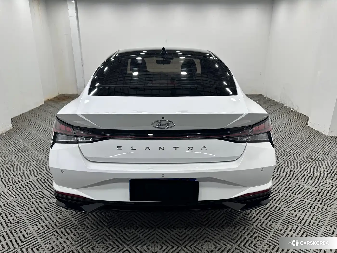 Hyundai Elantra 2022 Белый из Китая, фото 4