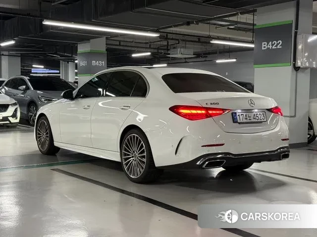 Mercedes-Benz C-Class W206 2022 Белый из Кореи, фото 4