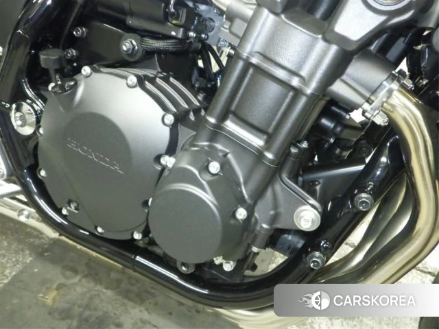 Engine photo
