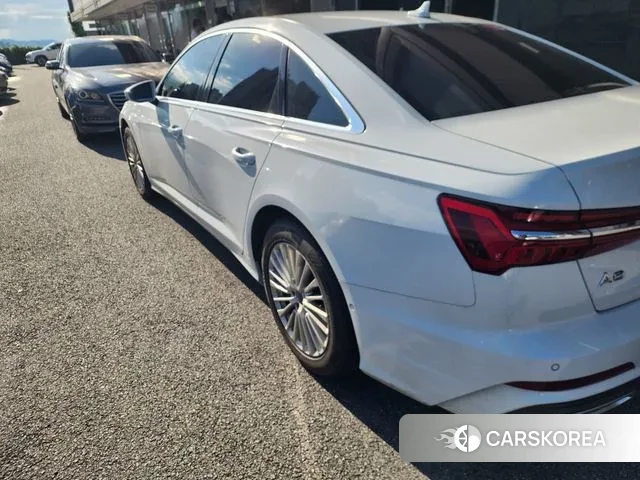 Audi A6 (C8) 2021 Белый из Кореи, фото 6