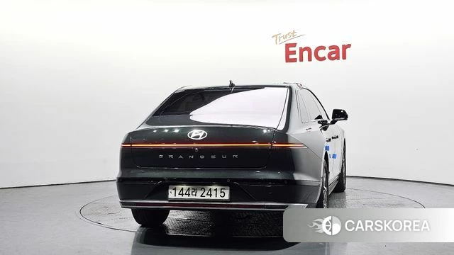Hyundai Grandeur (GN7) id 4428005 из Кореи 14