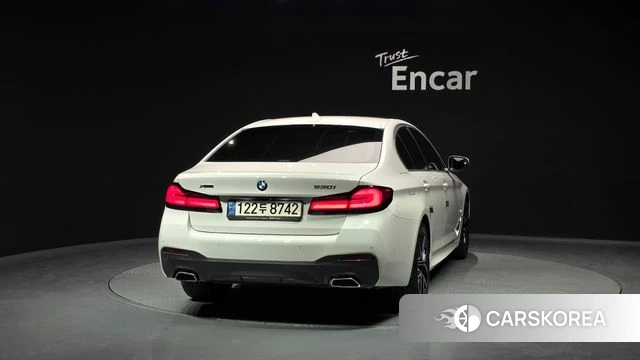 BMW 5 Series (G30) id 4343989 из Кореи 28