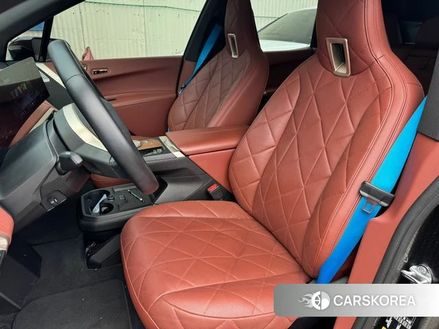 BMW iX 2023 Черный из Кореи, фото 4