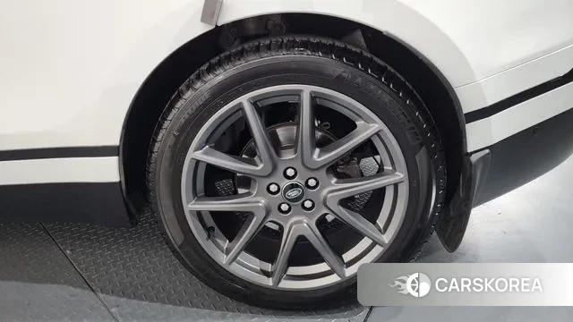 Land Rover Range Rover Velar id 3560219 из Кореи 14