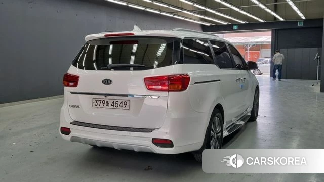Kia The New Carnival id 4345363 из Кореи 12