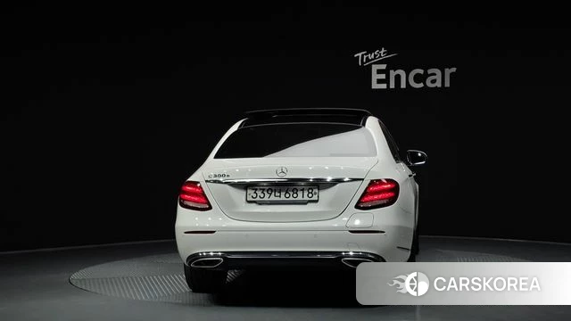 Mercedes-Benz E-Class W213 id 4284980 из Кореи 24