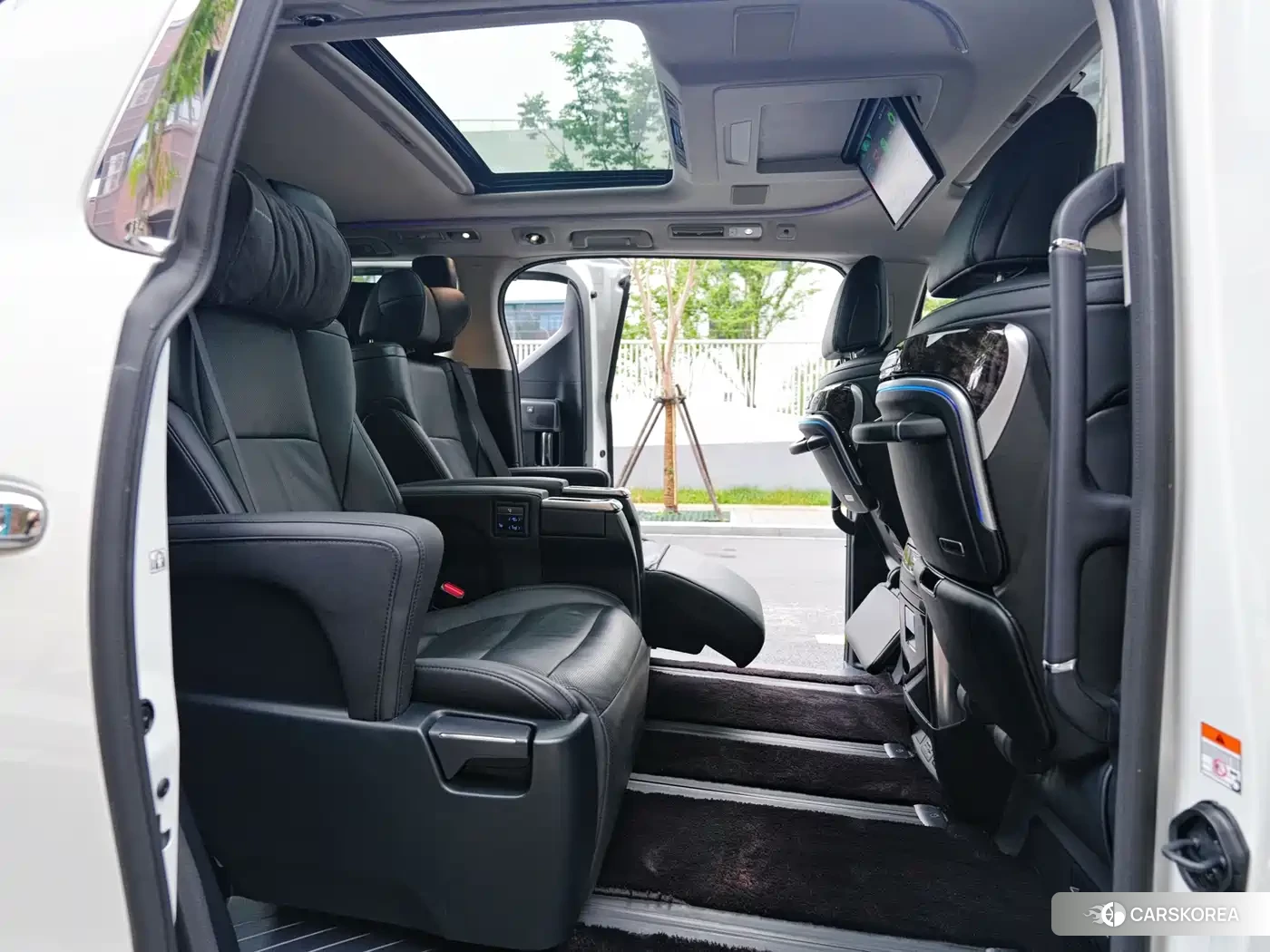 Toyota Wilfa 2022 Белый из Китая, фото 5