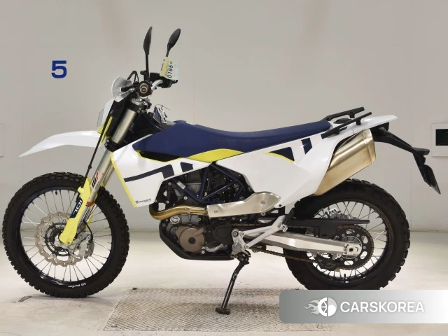 Husqvarna 701 ENDURO 2022 из Японии