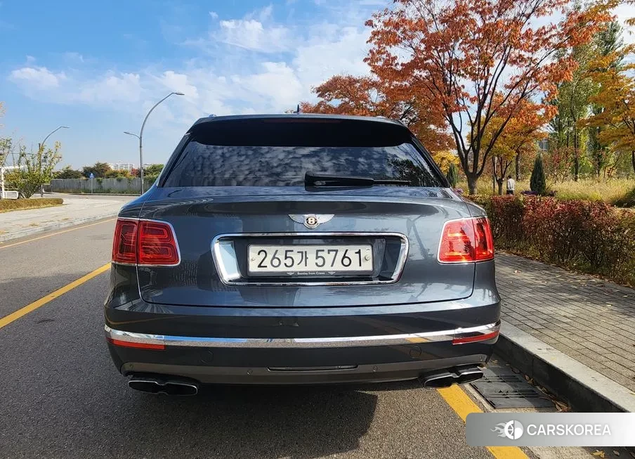 Bentley Bentayga id 1815513 из Кореи 7