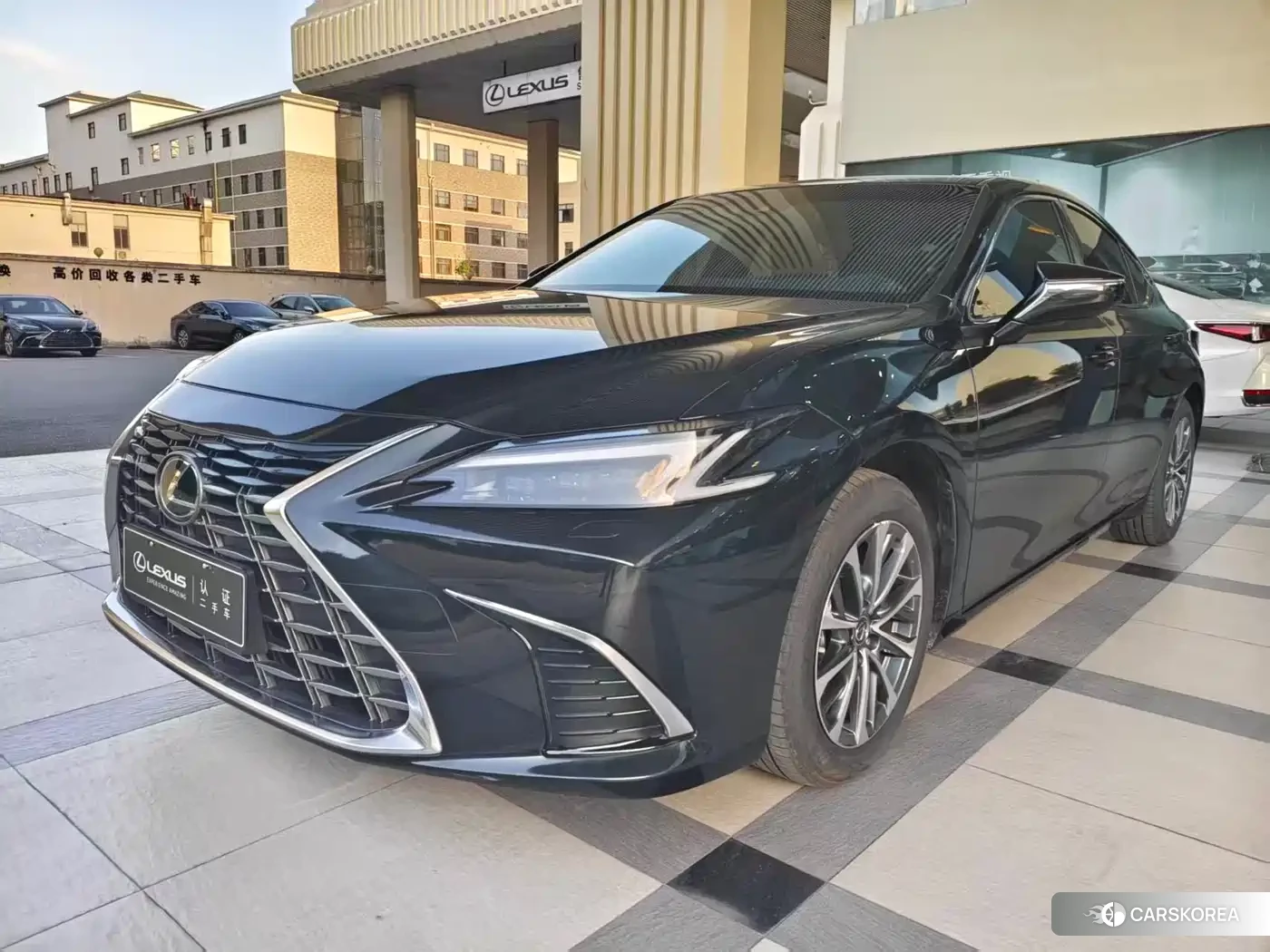 Lexus ES 2025 Черный из Китая, фото 4