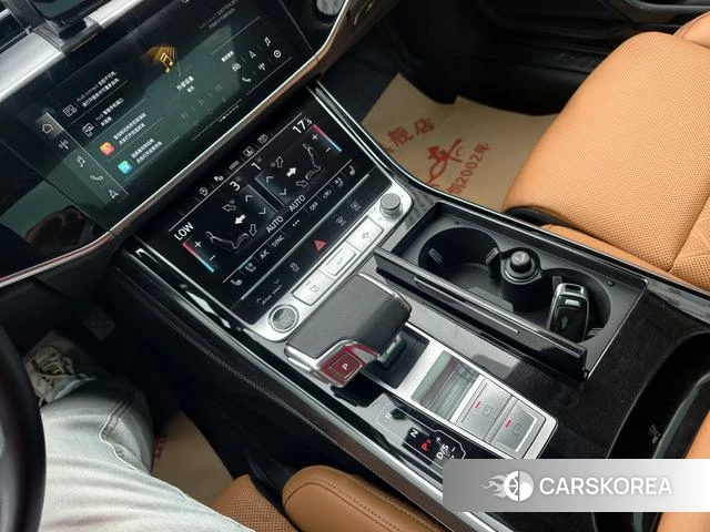 Audi A8 id 4208679 из Китая 18