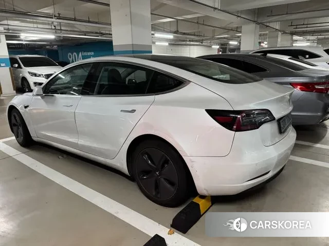 Tesla Model 3 2020 Белый из Кореи, фото 4