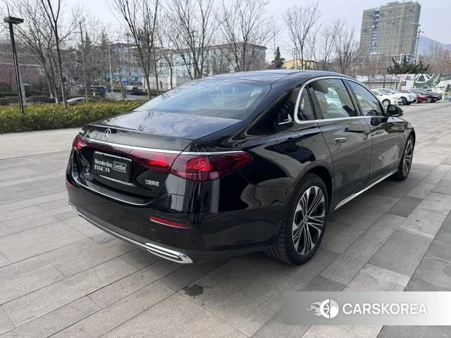 Mercedes-Benz E-class PHEV id 3889928 из Китая 22
