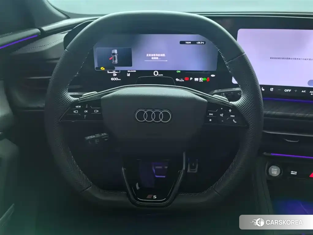 Audi Q5L id 4686152 из Китая 12