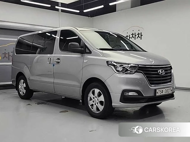 Hyundai The New Grand Starex id 4447687 из Кореи 13