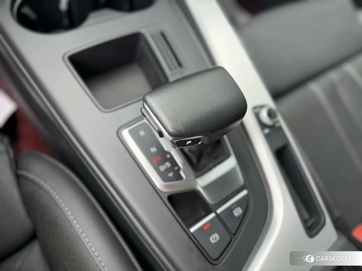 Audi A4L 2020 Белый из Китая, фото 4