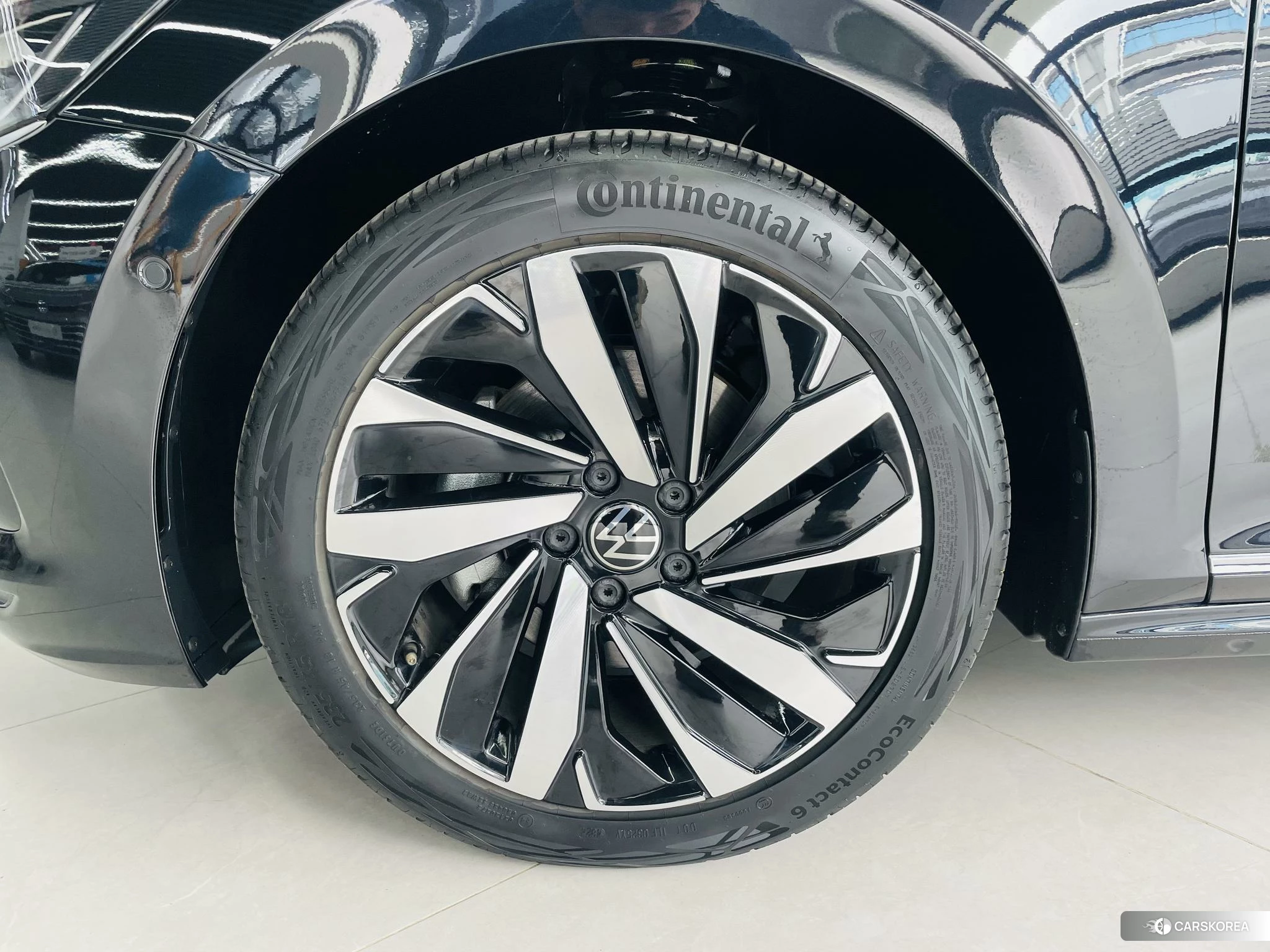 Volkswagen Passat id 4467468 из Китая 11