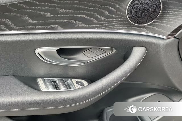 Mercedes-Benz E-class (imported) id 3968815 из Китая 15