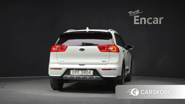Kia Niro id 3917272 из Кореи 14