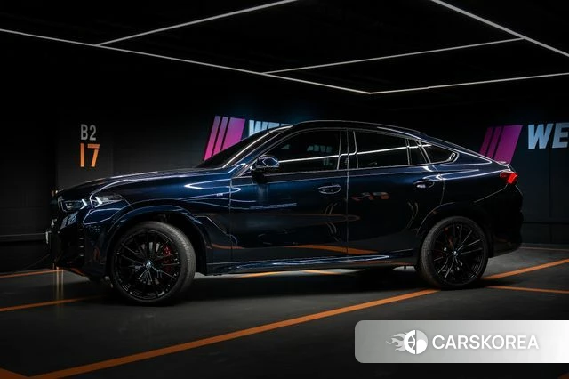 BMW X6 (G06) 2025 Черный из Кореи, фото 4