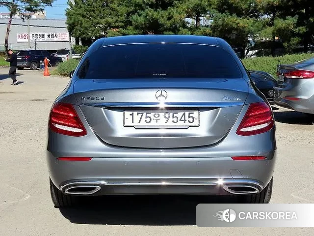 Mercedes-Benz E-Class W213 id 3296893 из Кореи 14