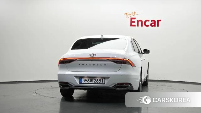 Hyundai The New Grandeur IG id 4382442 из Кореи 14