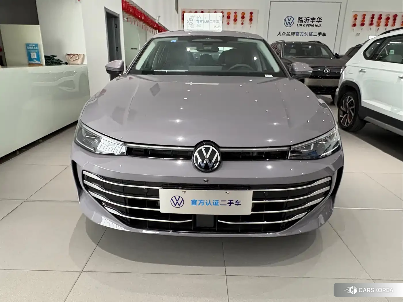 Volkswagen Passat 2024 Silver/gray из Китая, фото 4