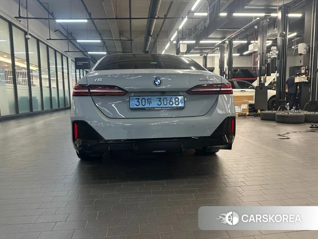 BMW i5 (G60) 2025 Серый из Кореи, фото 4