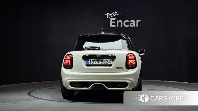 Mini Cooper S id 3122281 из Кореи 14