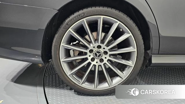 Mercedes-Benz E-Class W213 id 4624562 из Кореи 28