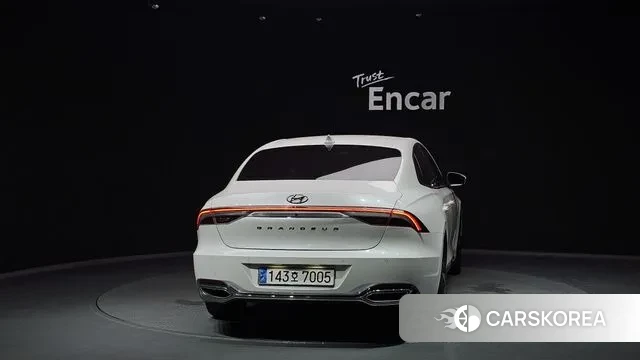 Hyundai The New Grandeur IG Hybrid id 2985025 из Кореи 14