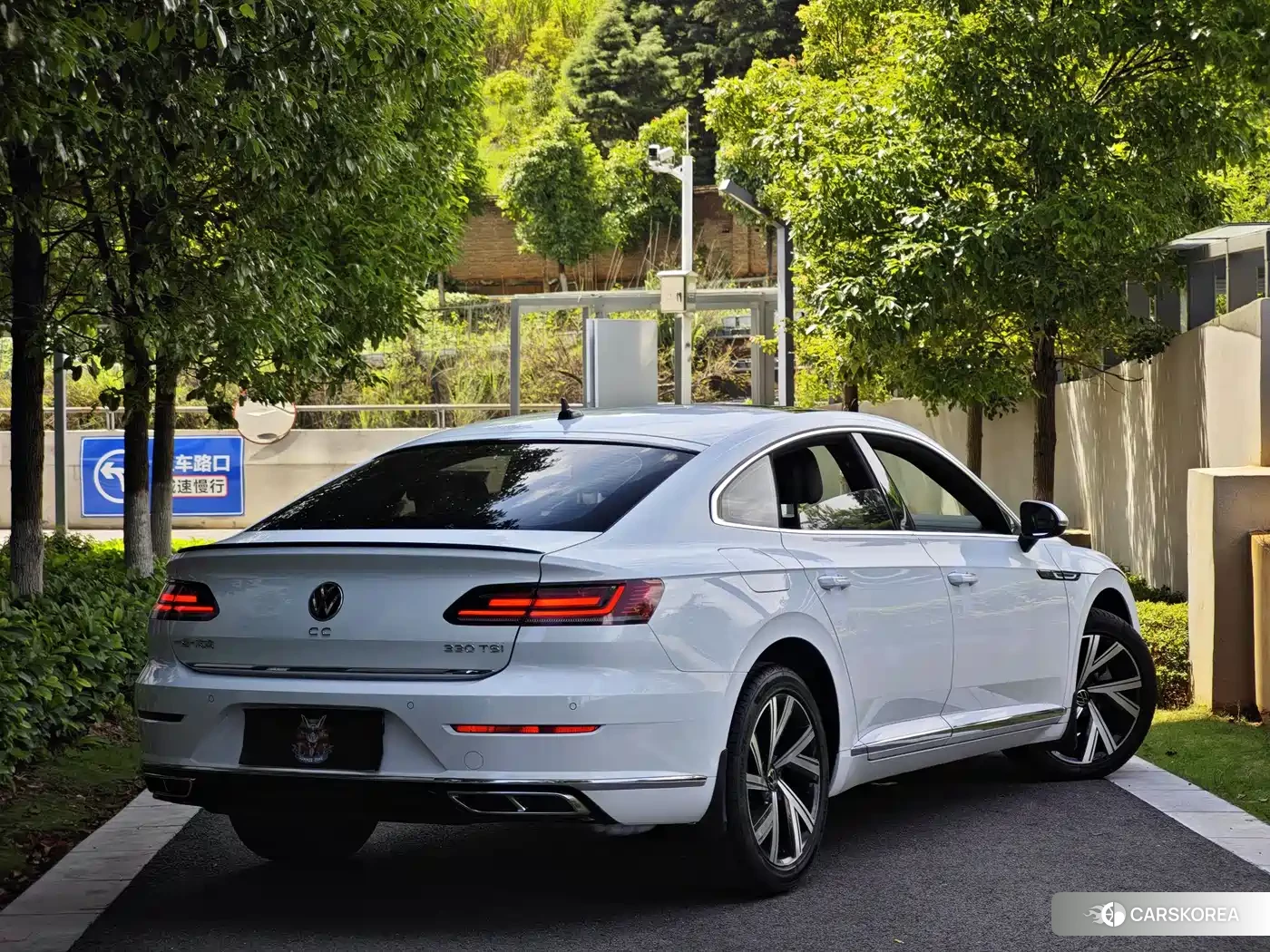 Volkswagen FAW-Volkswagen CC id 4554020 из Китая 13