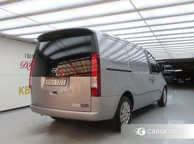 Hyundai Staria id 3716252 из Кореи 14