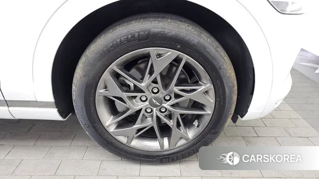 Genesis GV70 id 3727306 из Кореи 14