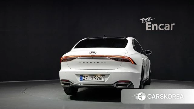 Hyundai The New Grandeur IG Hybrid id 4671007 из Кореи 26